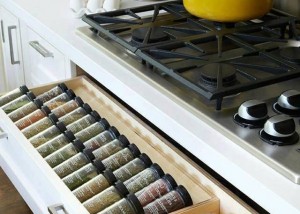 traditional-kitchen-custom-carpentry-02