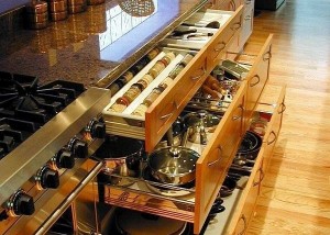 traditional-kitchen-custom-carpentry-03