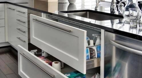 traditional-kitchen-custom-carpentry-05