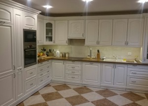 traditional-kitchen-custom-carpentry-16